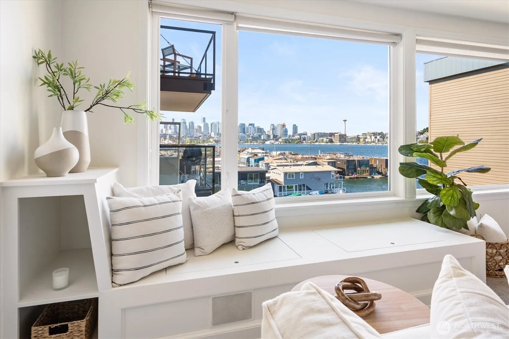 Property photo for 2301 Fairview Avenue E #306, Seattle photo 3
