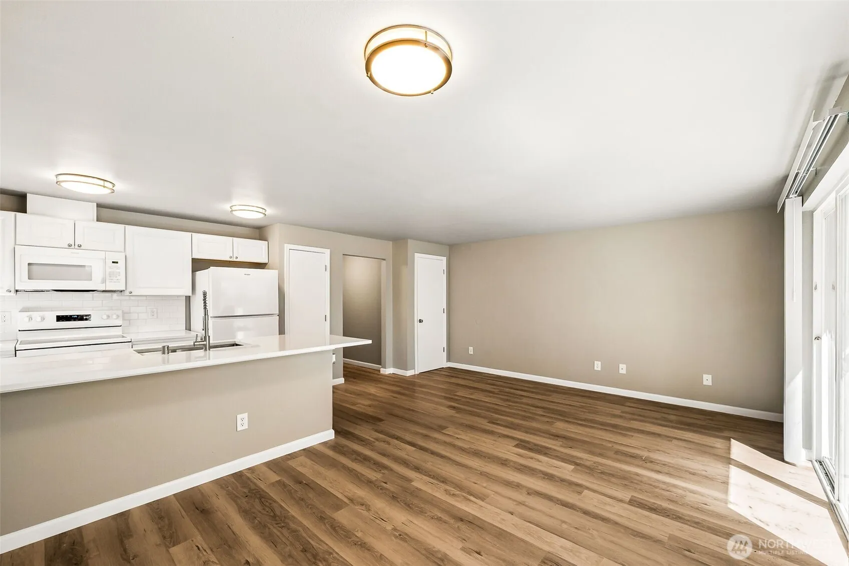 Property photo for 4040 S Warner Street, Tacoma photo 2