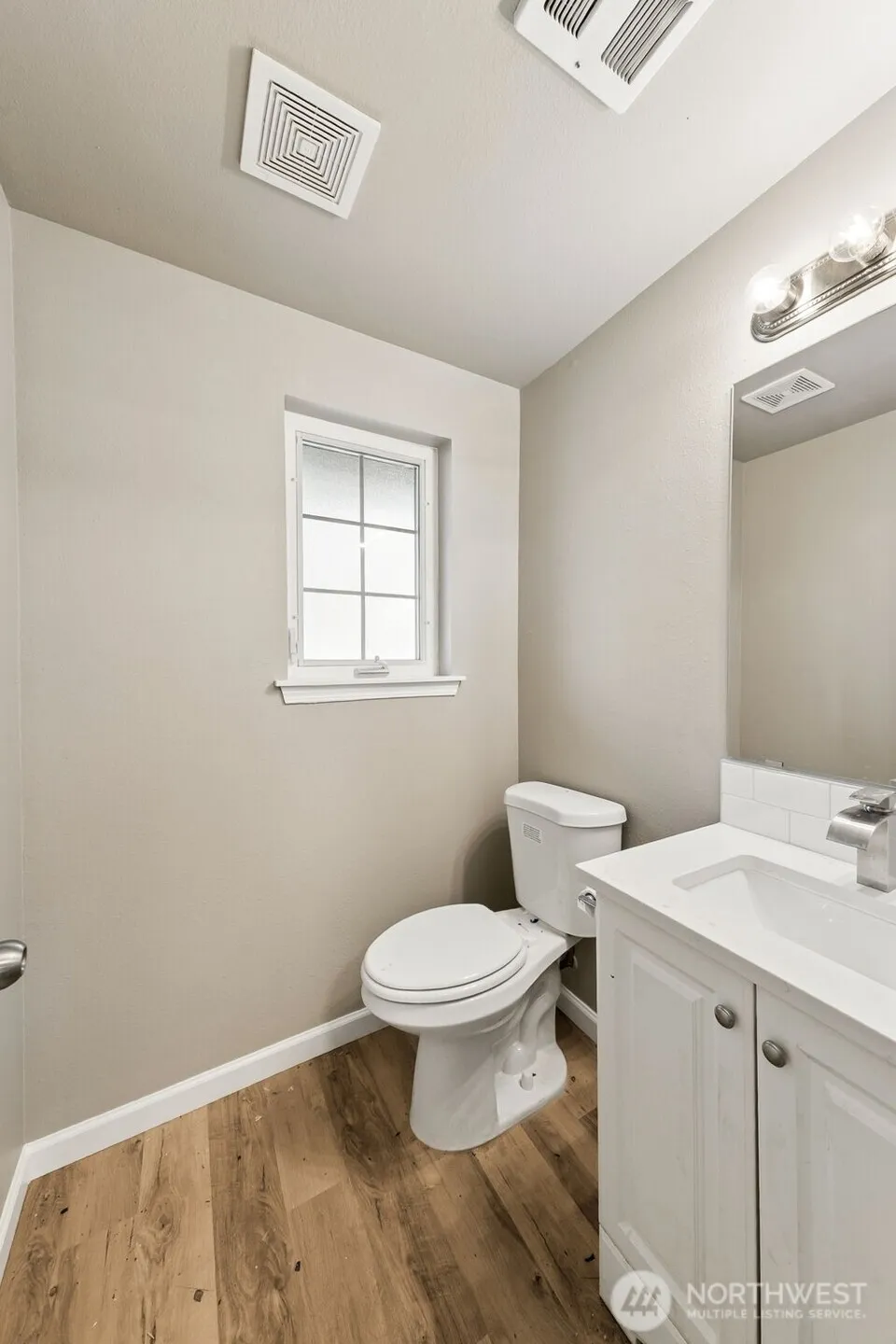 Property photo for 4040 S Warner Street, Tacoma photo 4