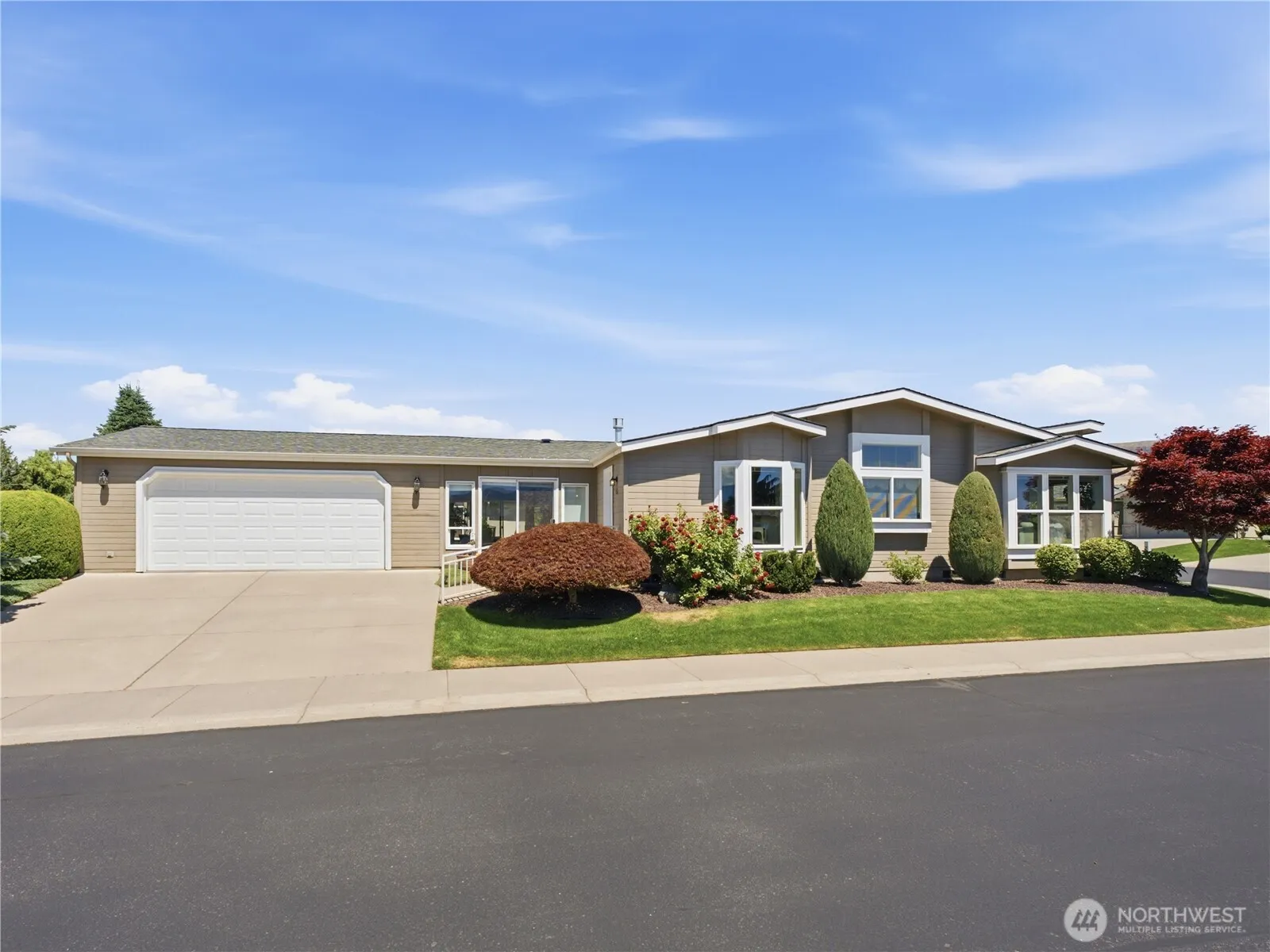 Property photo for 561 Sunday Drive, East Wenatchee photo 3