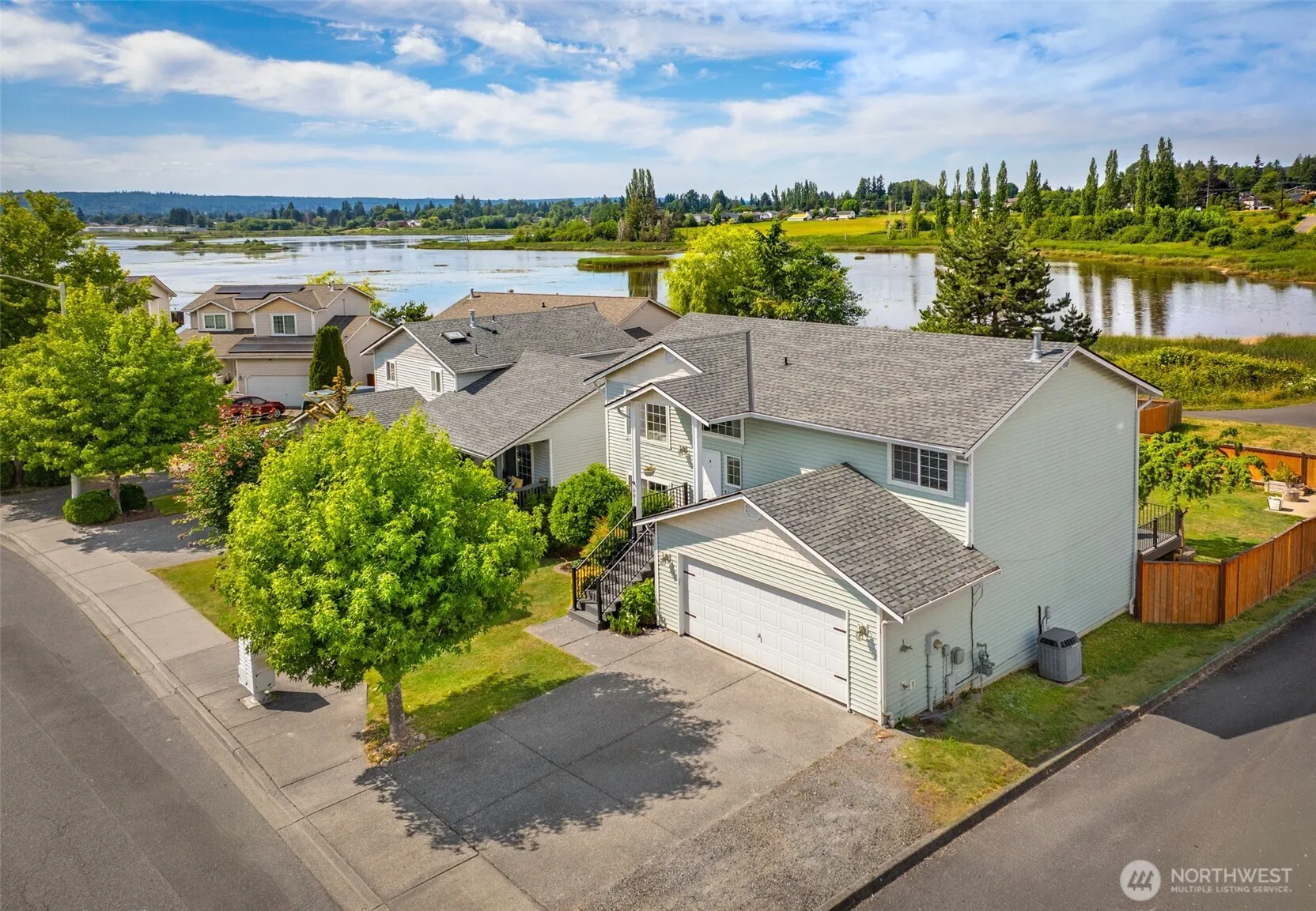 Property photo for 6015 52nd Street Ne, Marysville photo 2