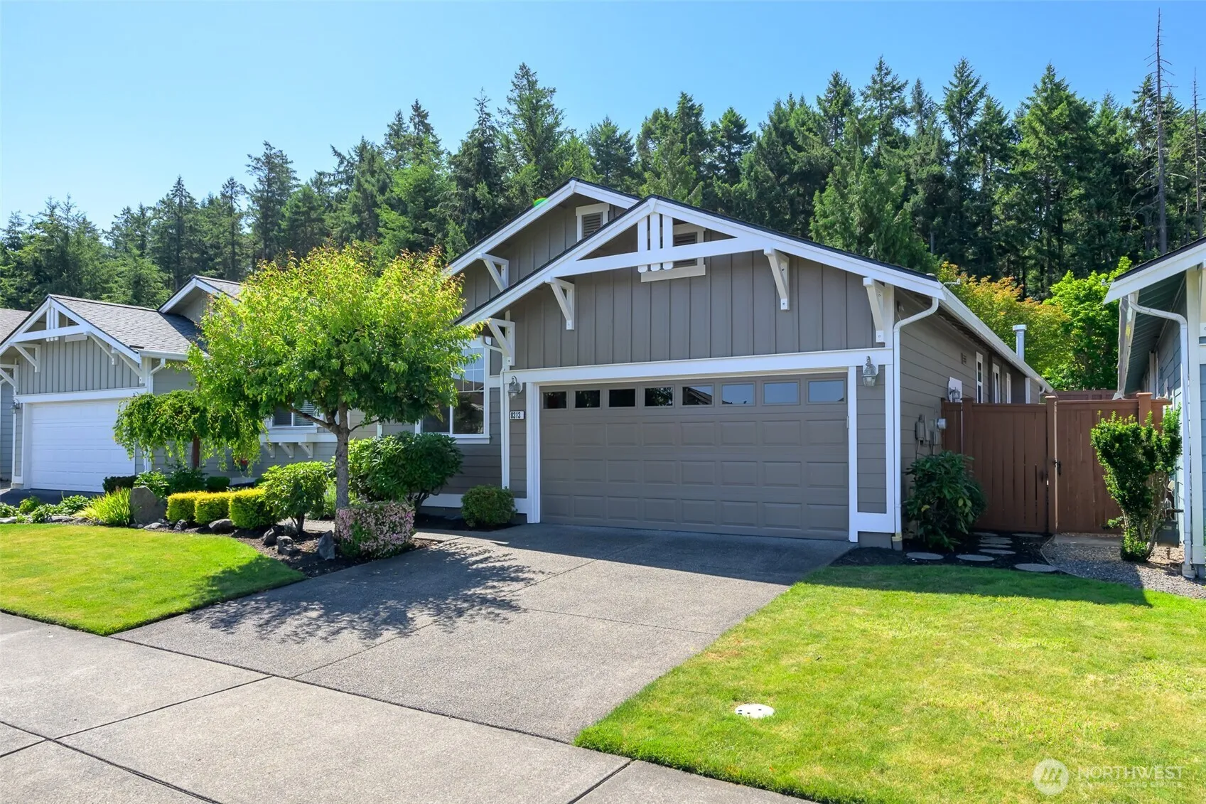Property photo for 8313 Bainbridge Loop Ne, Lacey photo 3
