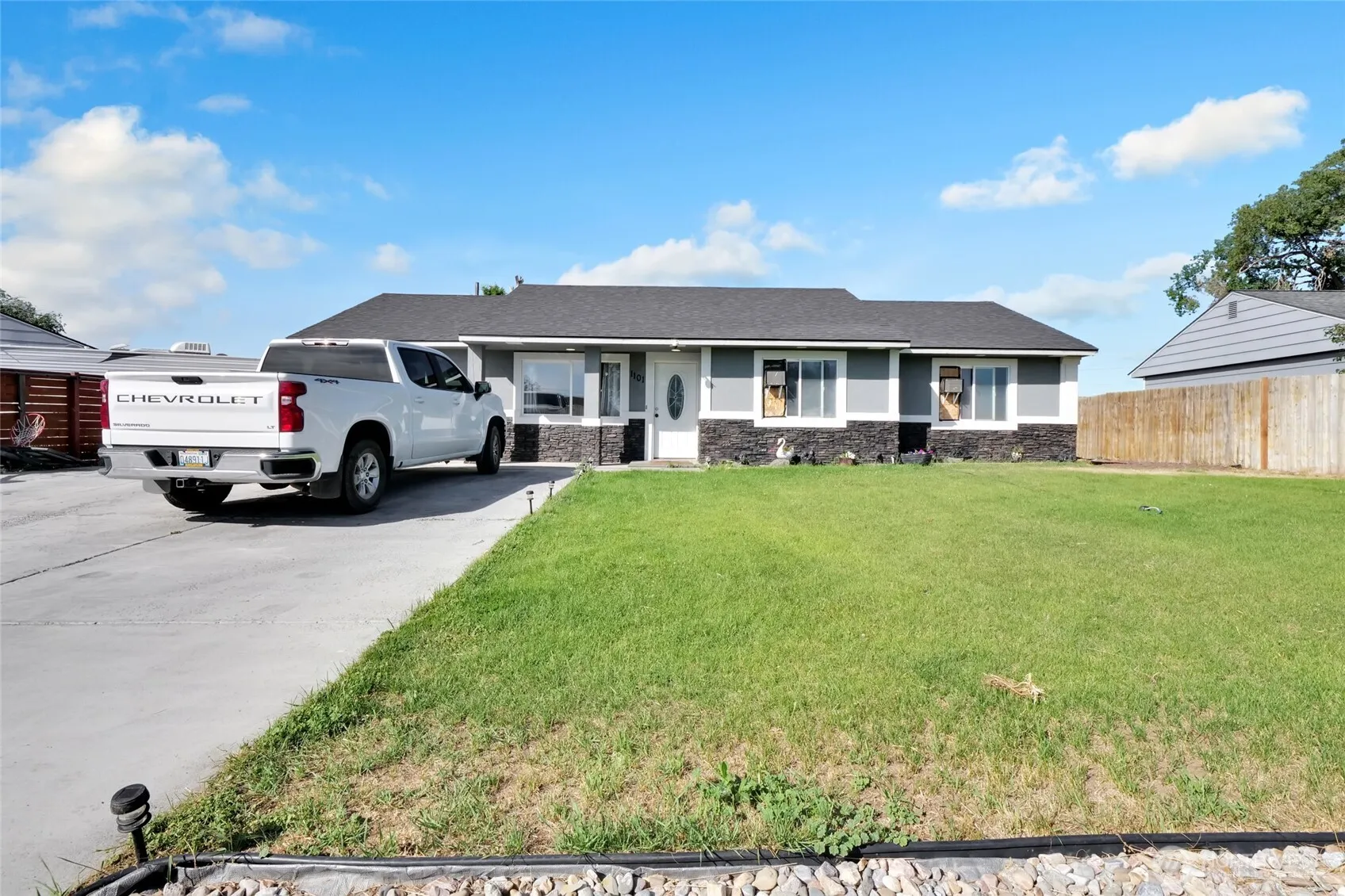 Property photo for 1101 Arnold Drive, Moses Lake