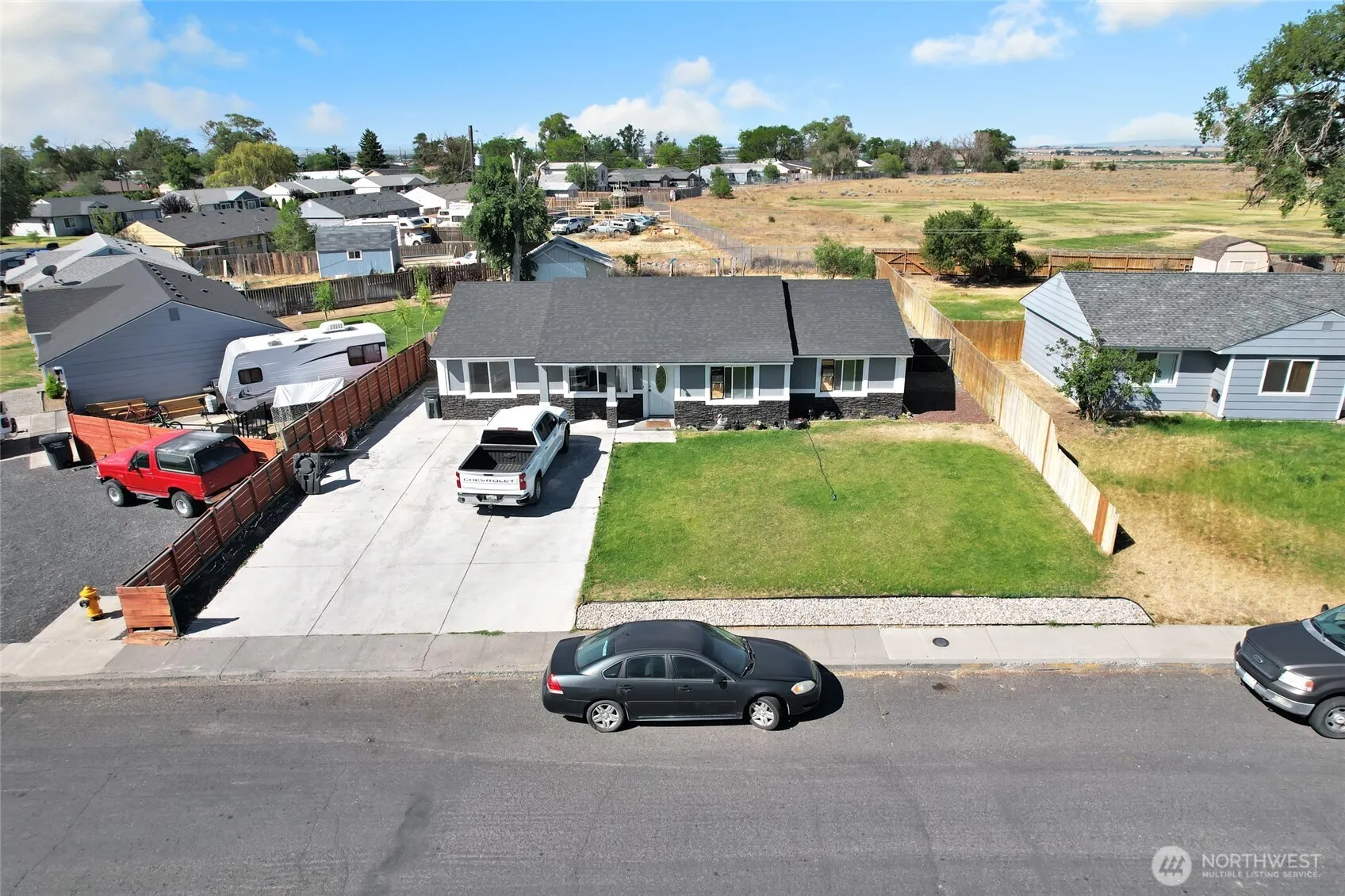 Property photo for 1101 Arnold Drive, Moses Lake photo 2