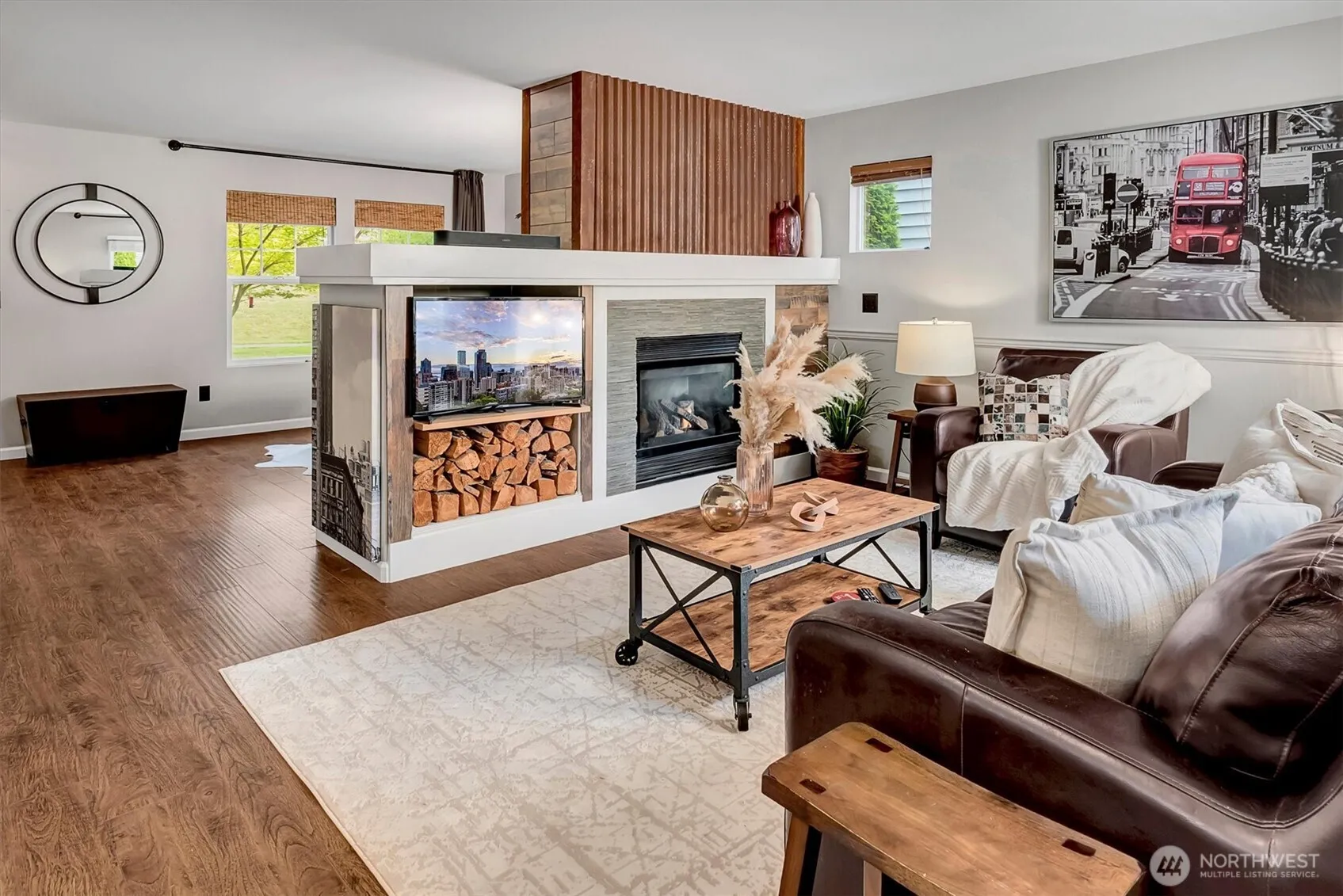 Property photo for 34833 Se Ridge Street N, Snoqualmie