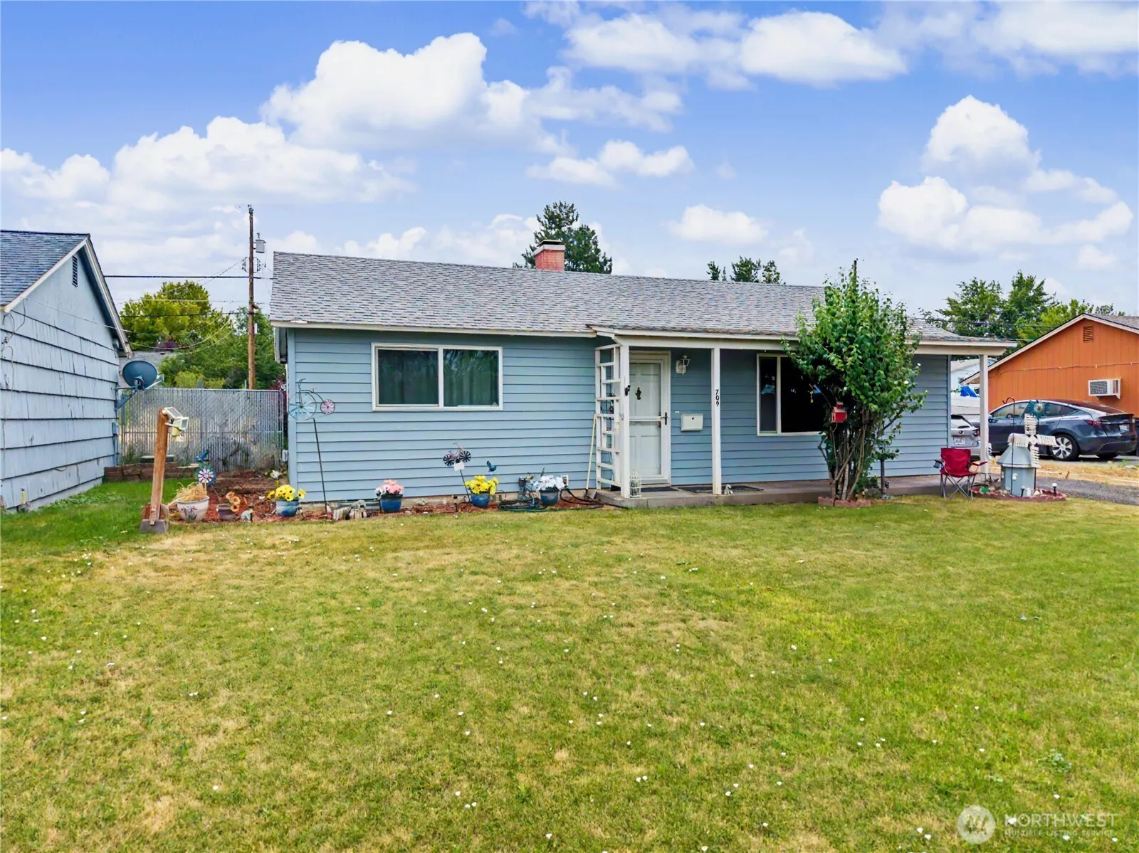 Property photo for 709 S Hawthorne Drive, Moses Lake photo 3