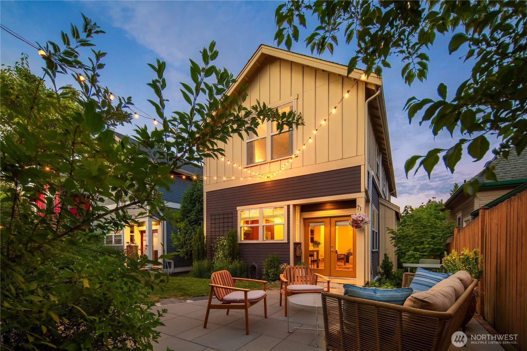 Property photo for 925 Martin Luther King Jr Way, Seattle