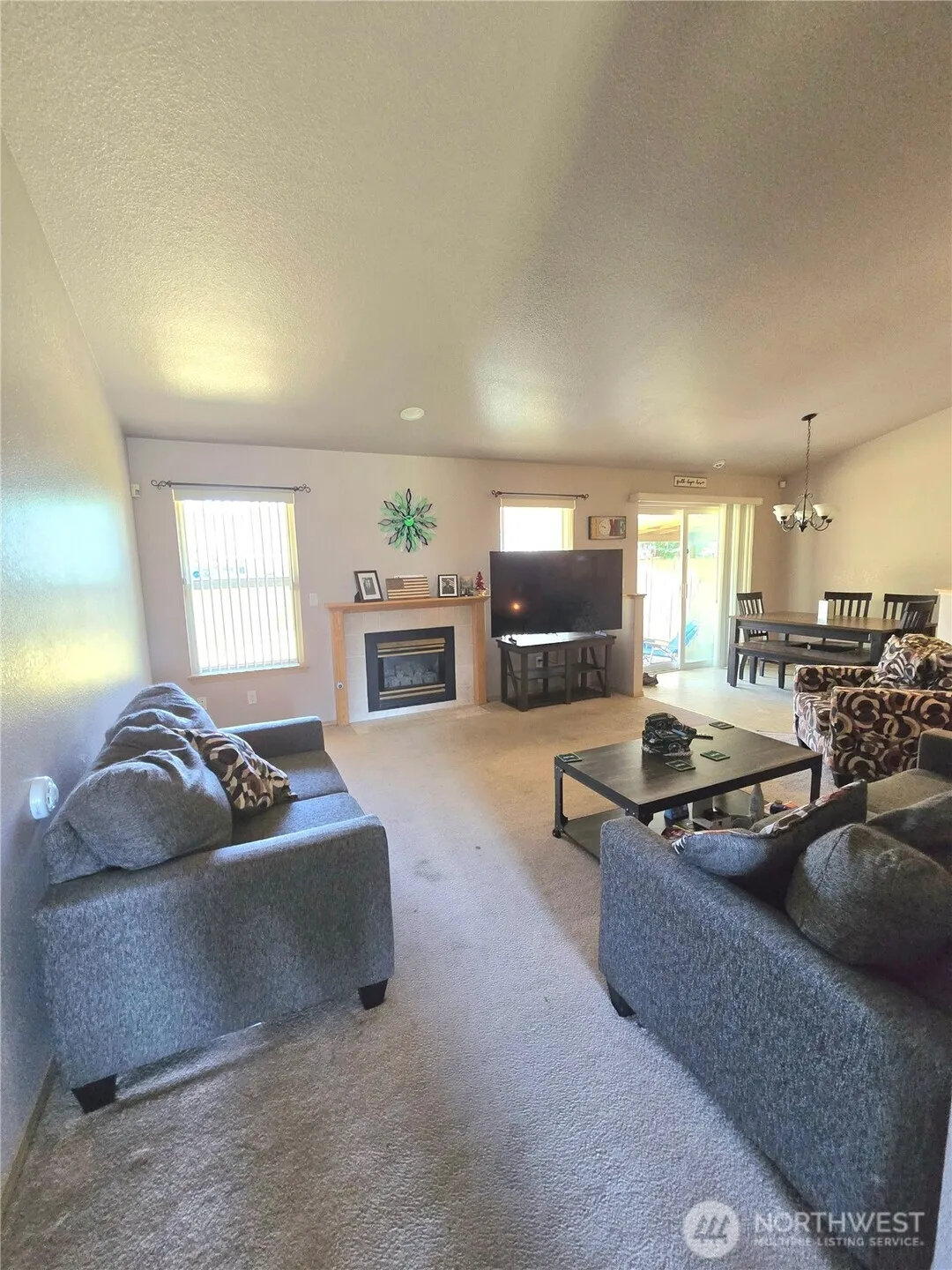 Property photo for 15407 8th Avenue Court E, Tacoma photo 2
