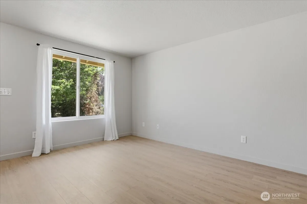 Property photo for 8272 Ne Snowberry Loop, Vancouver photo 4