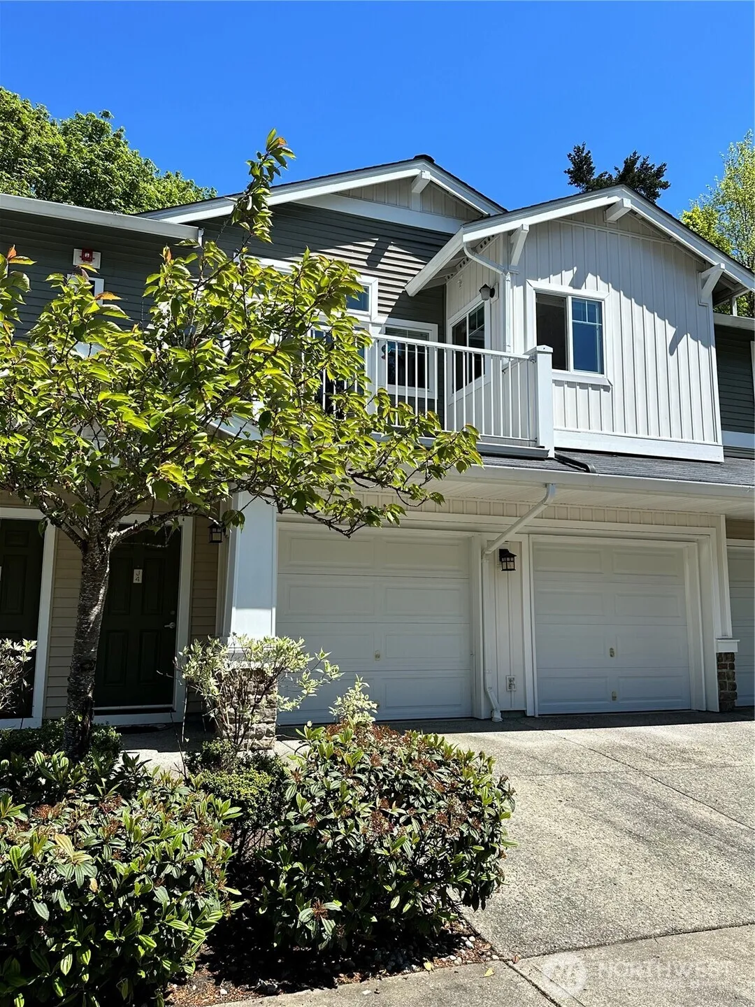 Property photo for 21048 40th Place S #j-4, Sea Tac photo 2