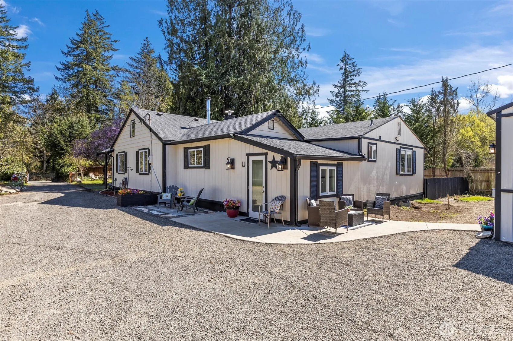 Property photo for 15115 Martinson Road Se, Yelm photo 2