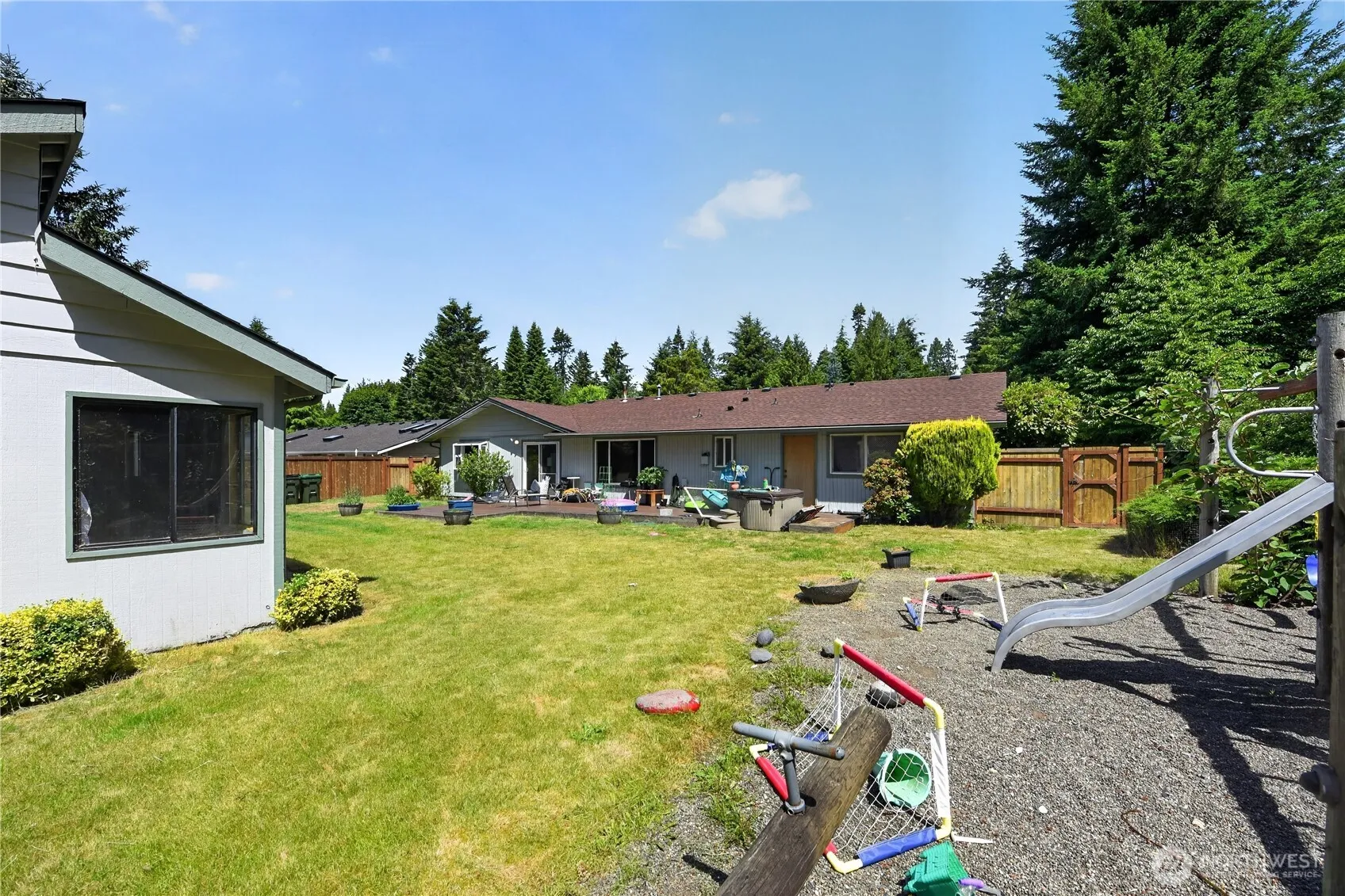 Property photo for 4722 Edgeworth Drive Se, Olympia photo 5