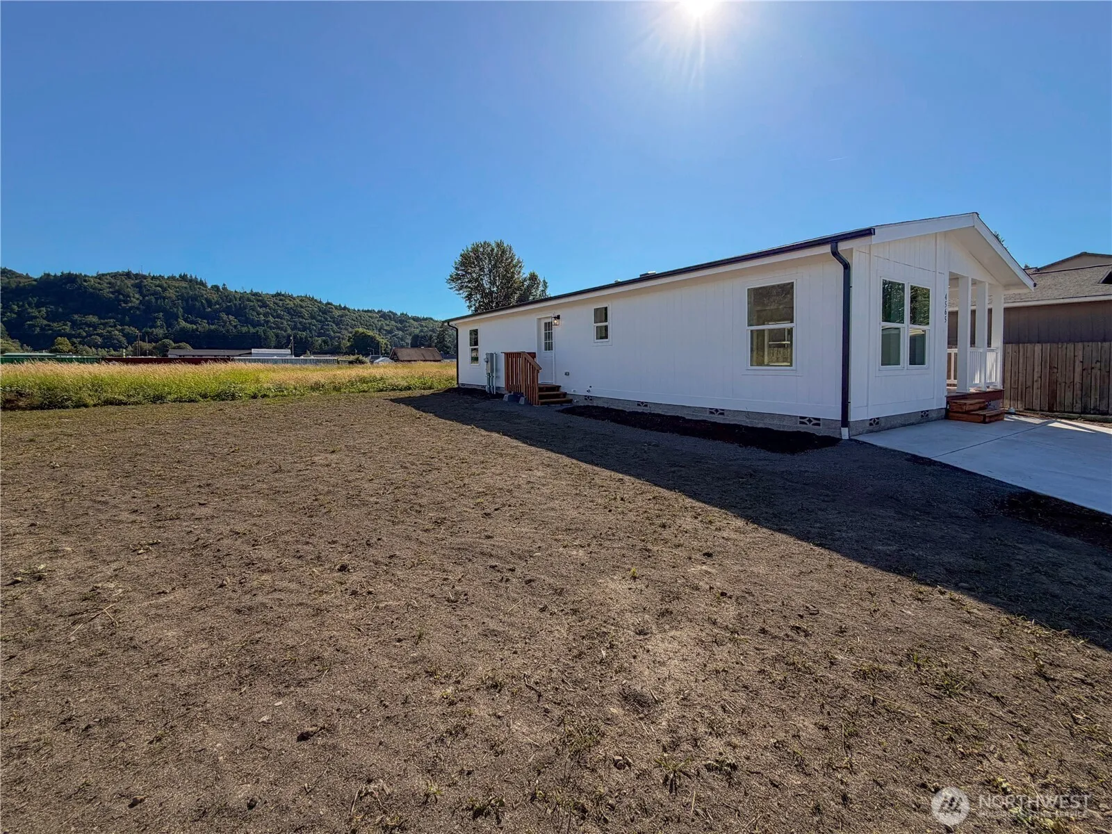 Property photo for 4565 Windemere Street, Longview photo 2
