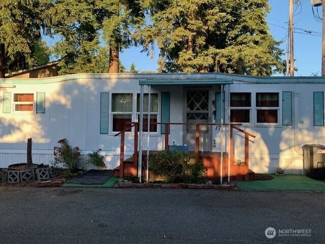 Property photo for 7614 Ne Bothell Way #17, Kenmore