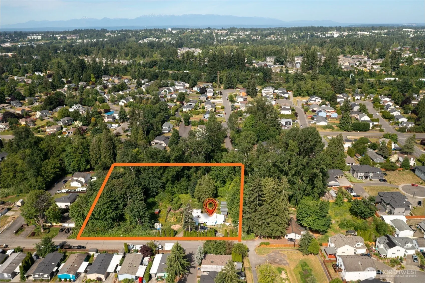 Property photo for 14808 Larch Way, Lynnwood photo 3