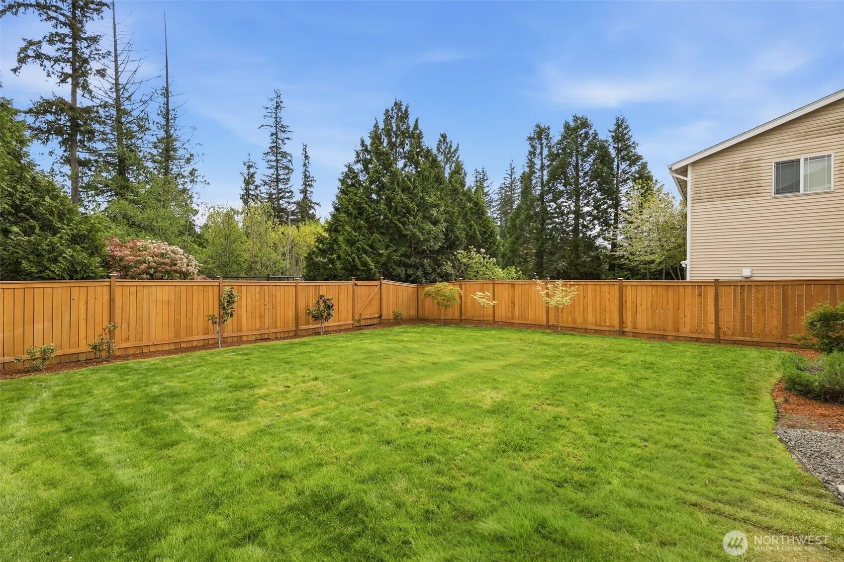 Property photo for 2108 250th Place Se, Sammamish photo 2