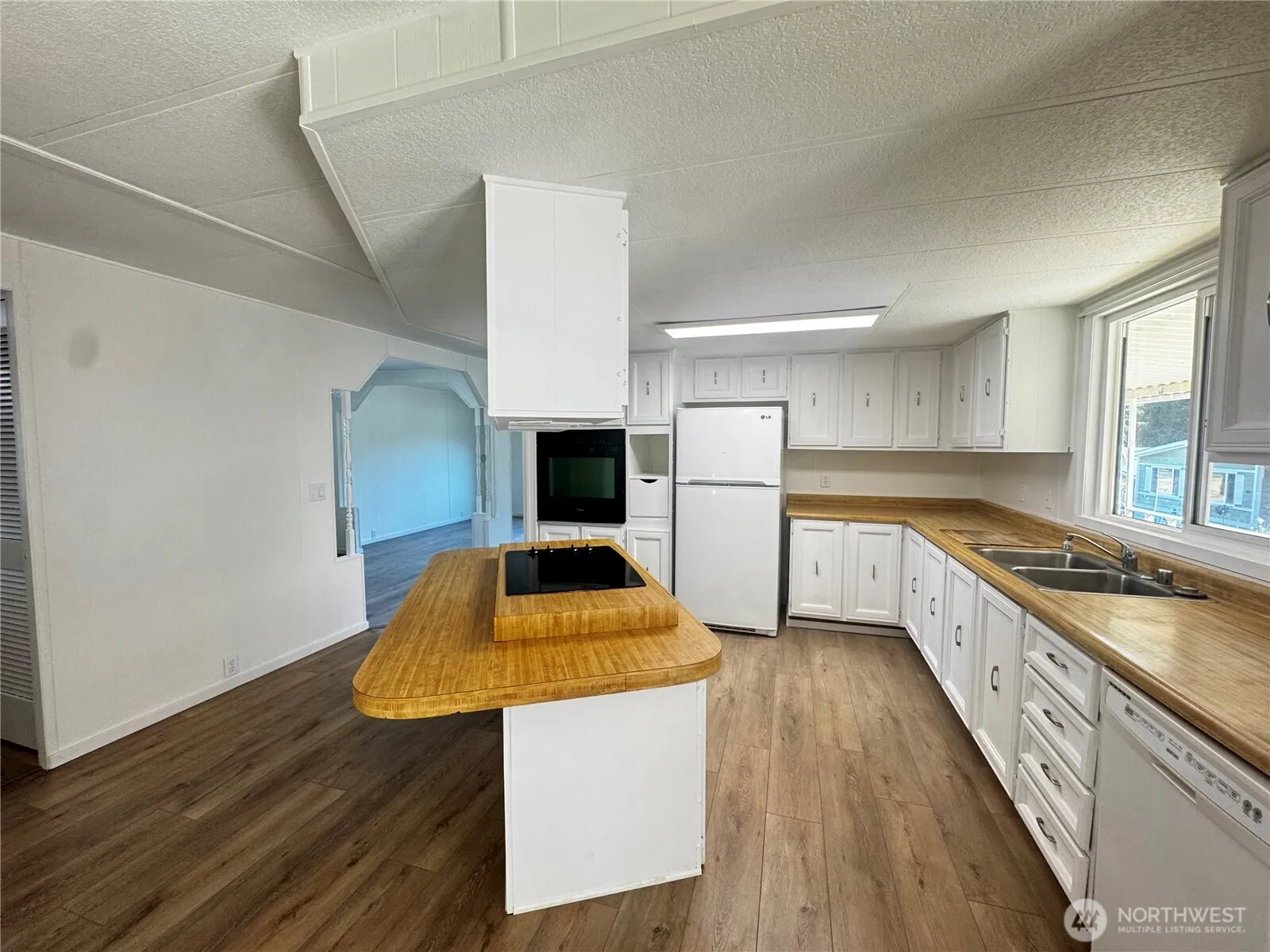 Property photo for 111 Dryke Road #27, Sequim photo 5