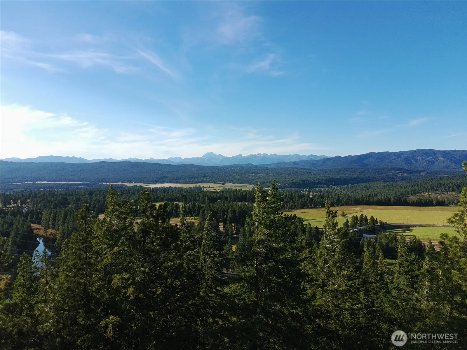 Property photo for 1330 Black Hawk Drive, Cle Elum photo 4