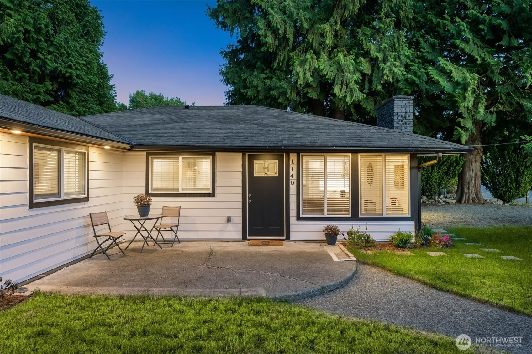 Property photo for 1140 E Seattle St, Kent photo 4