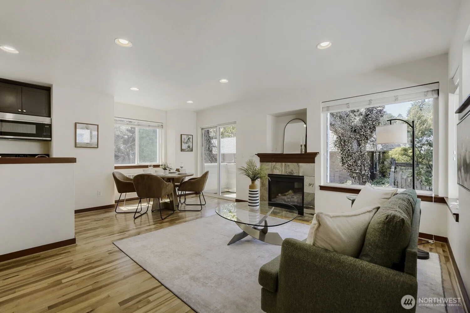 Property photo for 9519 8th Avenue Nw #b, Seattle photo 5
