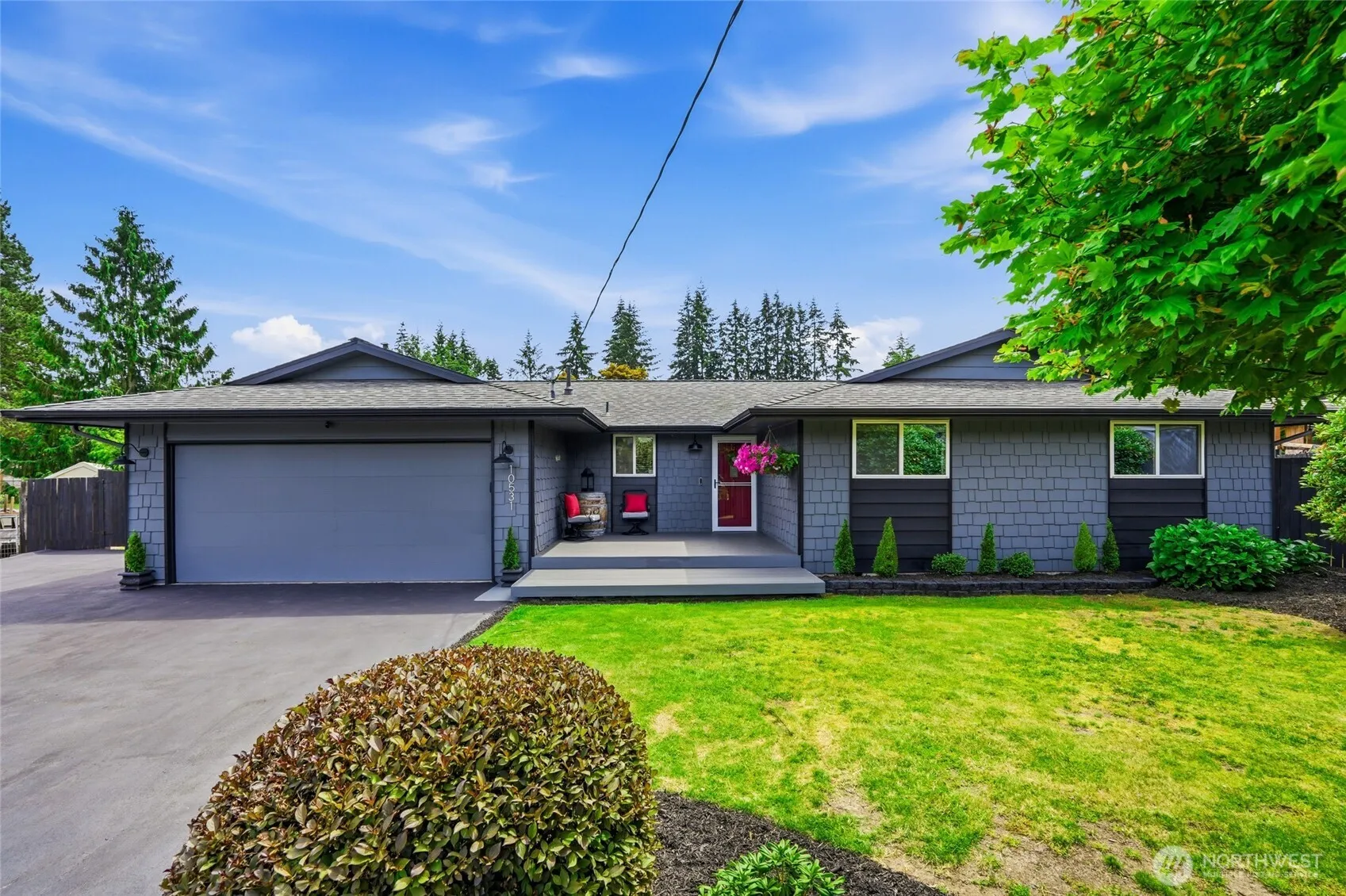 Property photo for 10531 25th Drive Se, Everett