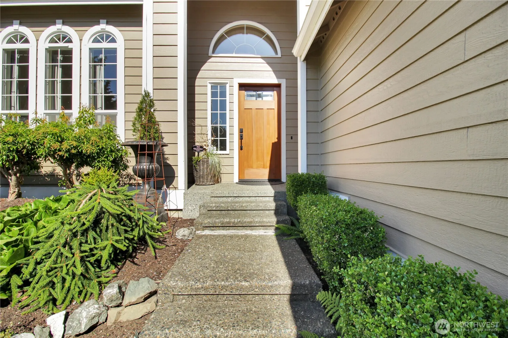 Property photo for 17513 Redhawk Drive, Arlington photo 3