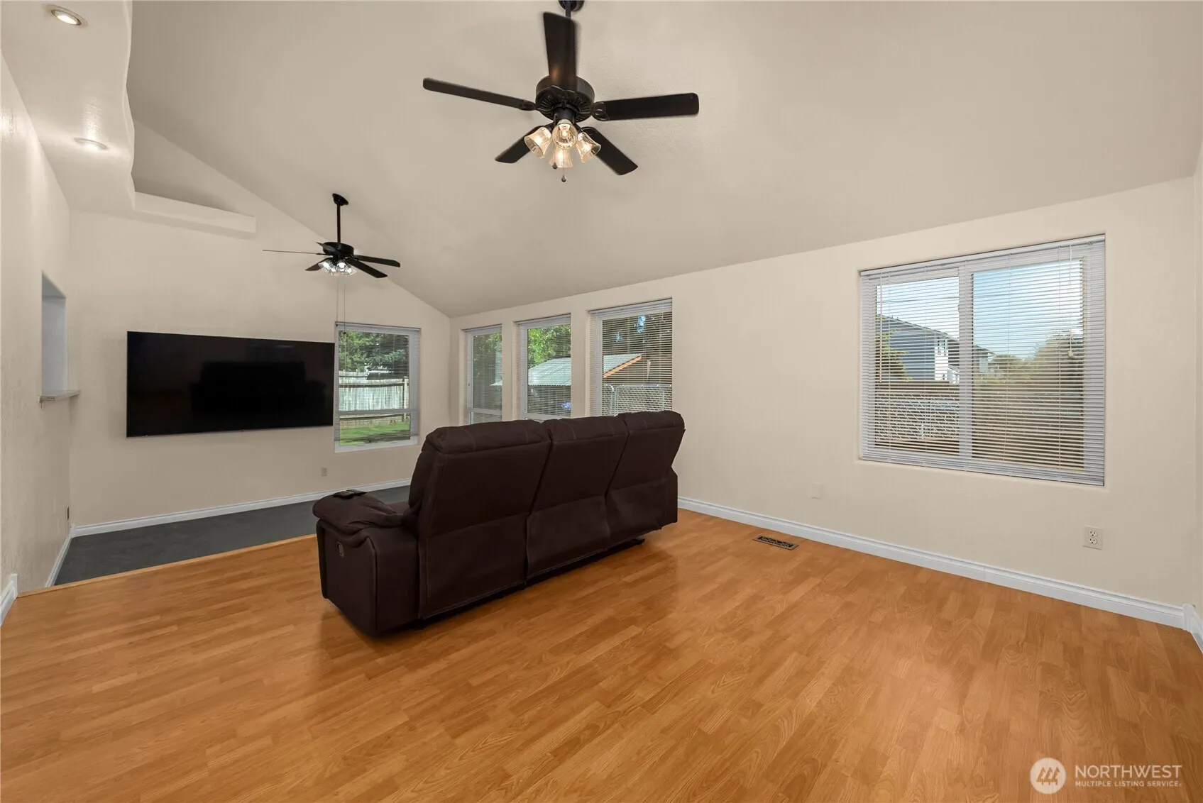 Property photo for 928 928 127th Street Street Ct E, Tacoma photo 5
