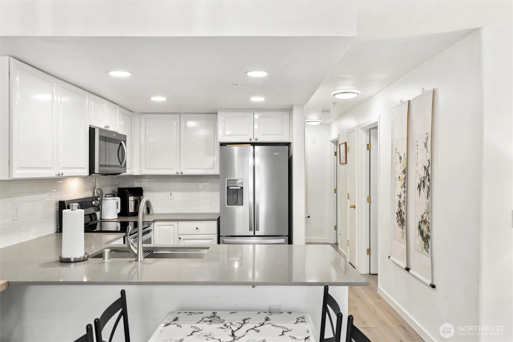 Property photo for 2805 Ne 125th Street #304, Seattle photo 5