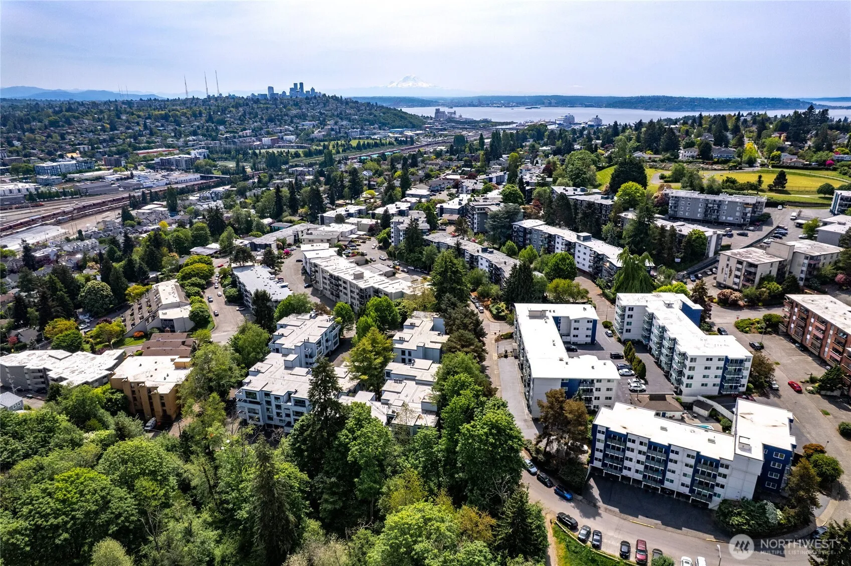 Property photo for 3710 26th Place W #405, Seattle photo 2