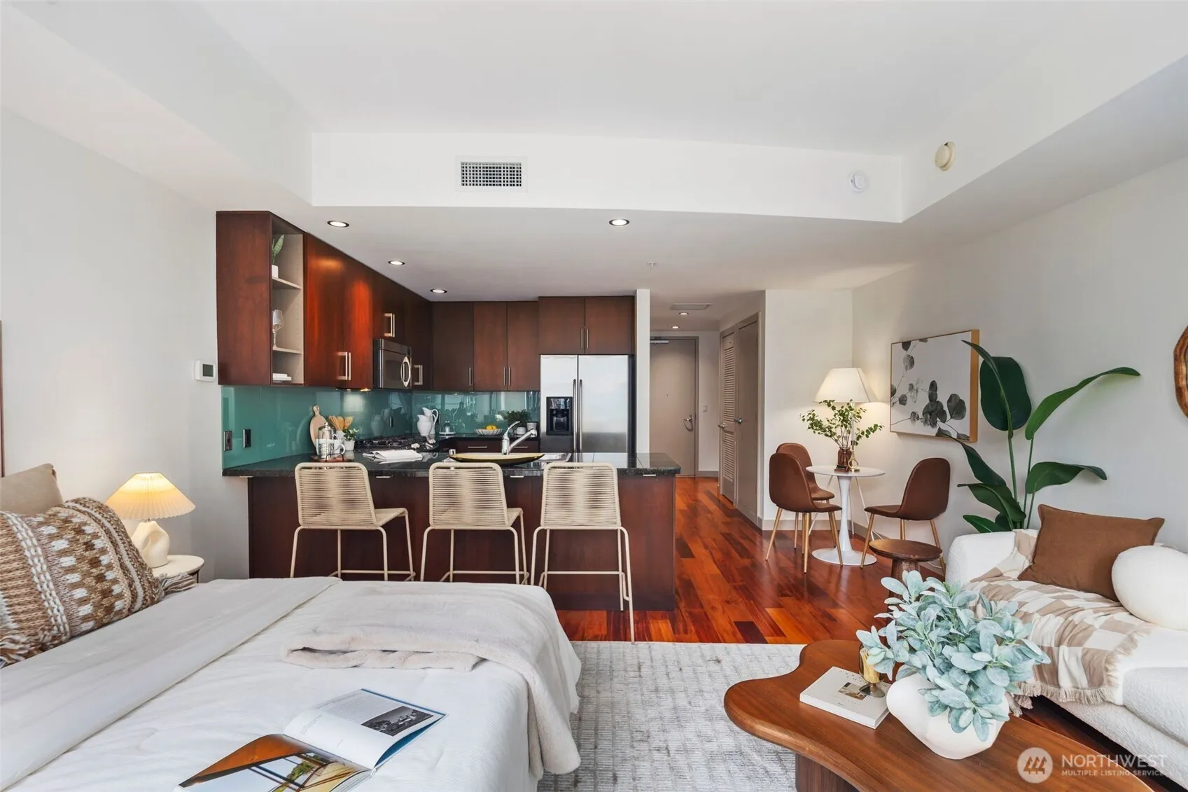 Property photo for 900 Lenora Street #w702, Seattle photo 4