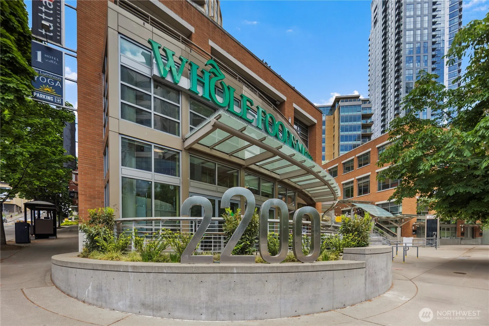 Property photo for 900 Lenora Street #w702, Seattle photo 2