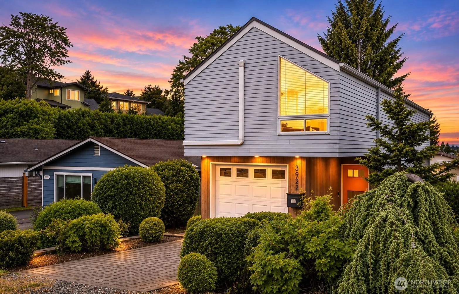 Property photo for 3928 S Findlay Street, Seattle