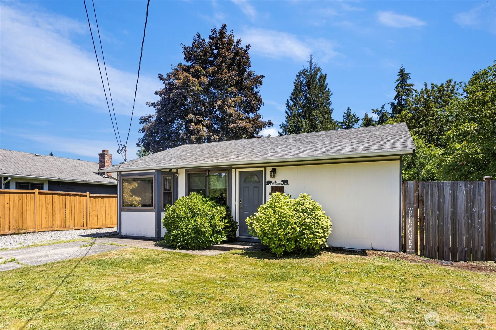 Property photo for 12711 52nd Avenue E, Tacoma photo 3
