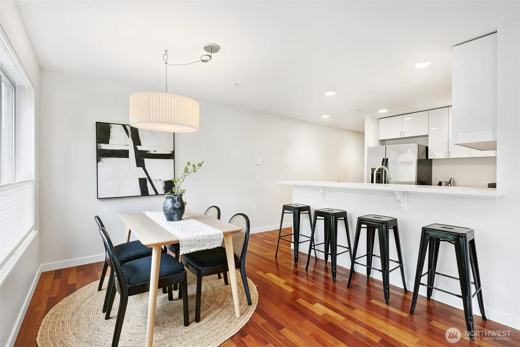 Property photo for 6219 Ne 181st Street #301, Kenmore photo 4