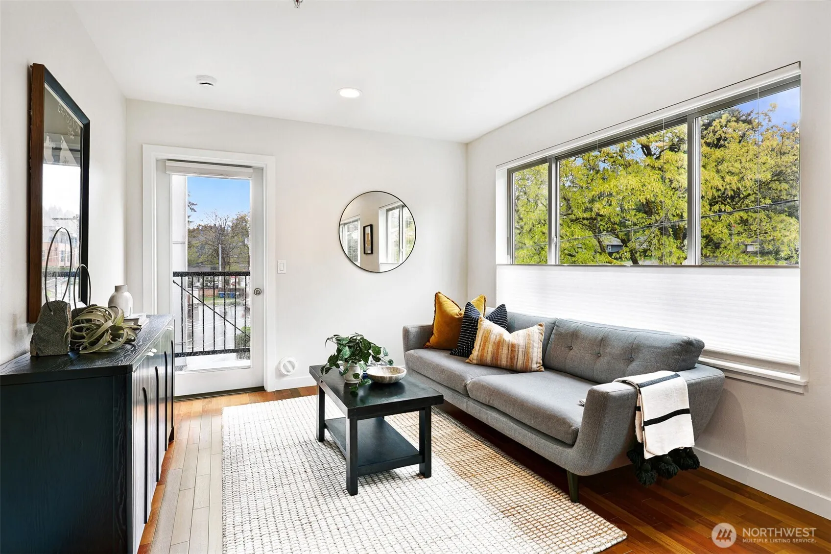 Property photo for 6219 Ne 181st Street #301, Kenmore photo 3