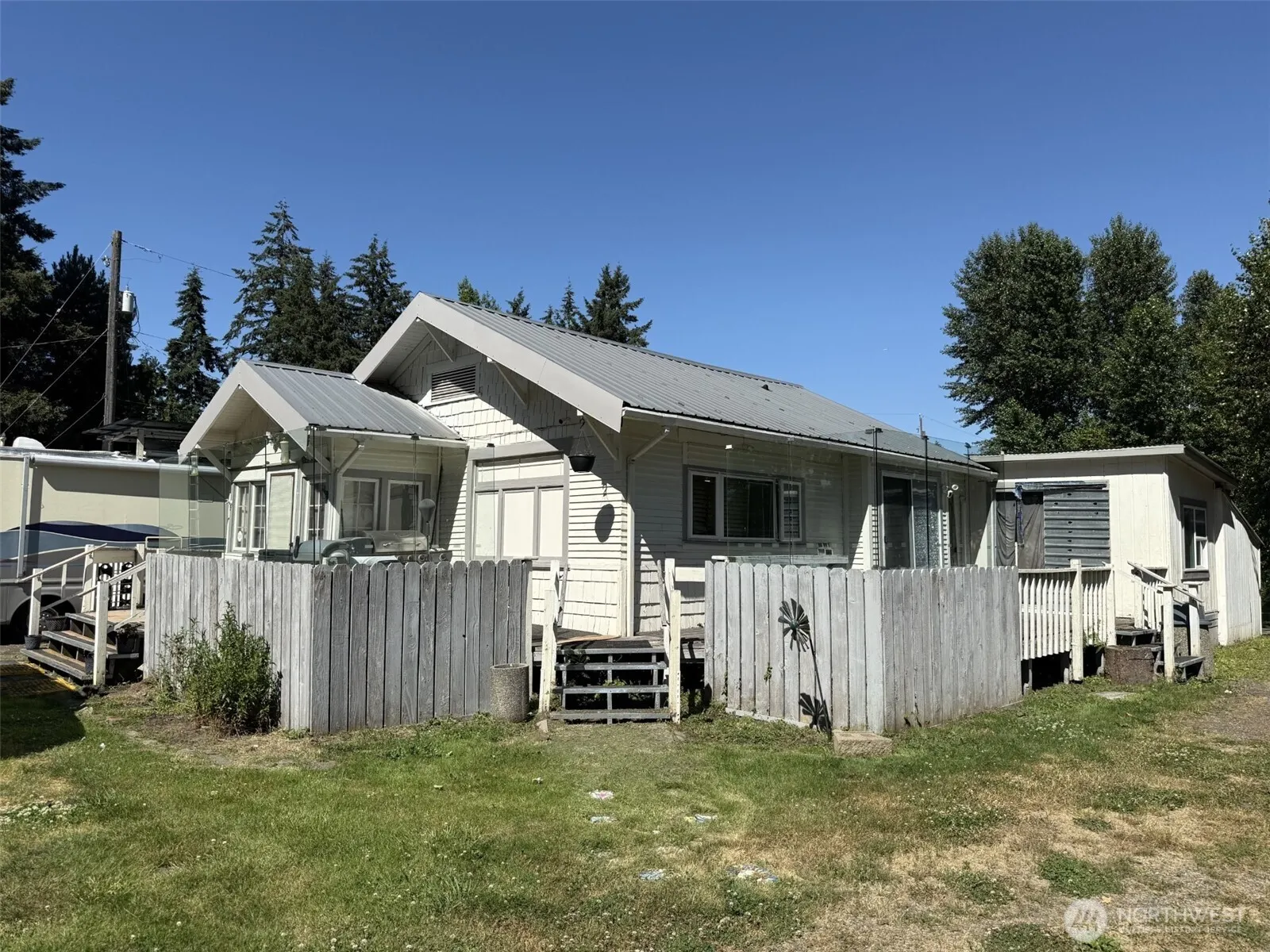 Property photo for 9702 22nd Avenue E, Tacoma photo 2