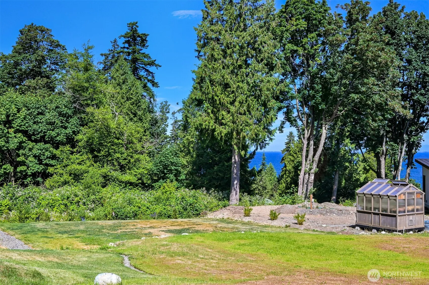 Property photo for 8723 Semiahmoo Drive, Blaine photo 5
