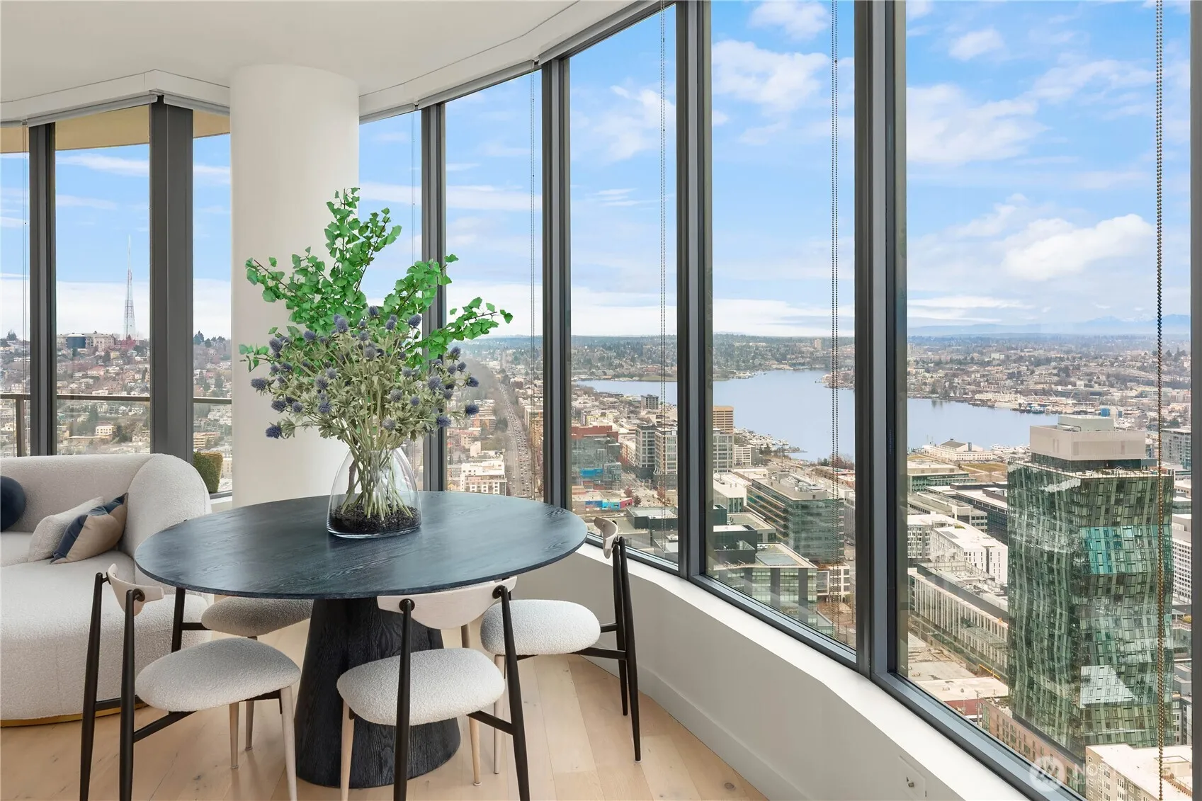 Property photo for 2510 6th Avenue #3802, Seattle