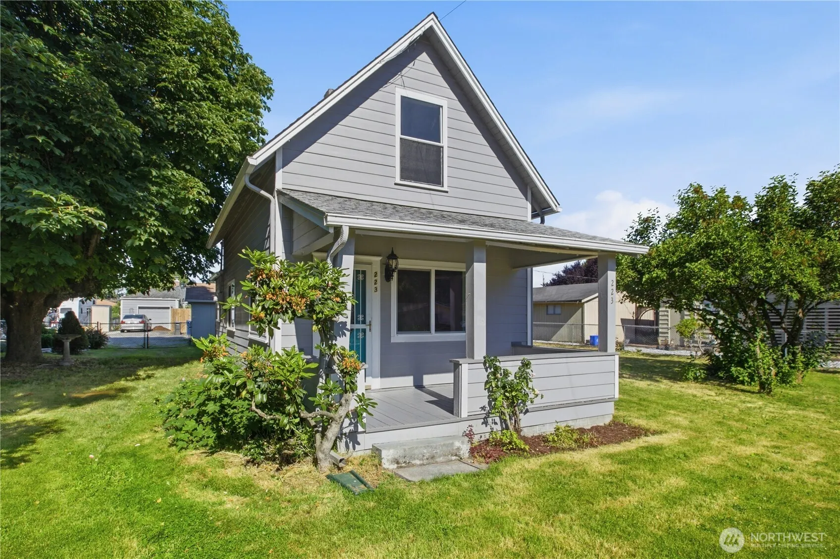 Property photo for 223 R Street Ne, Auburn