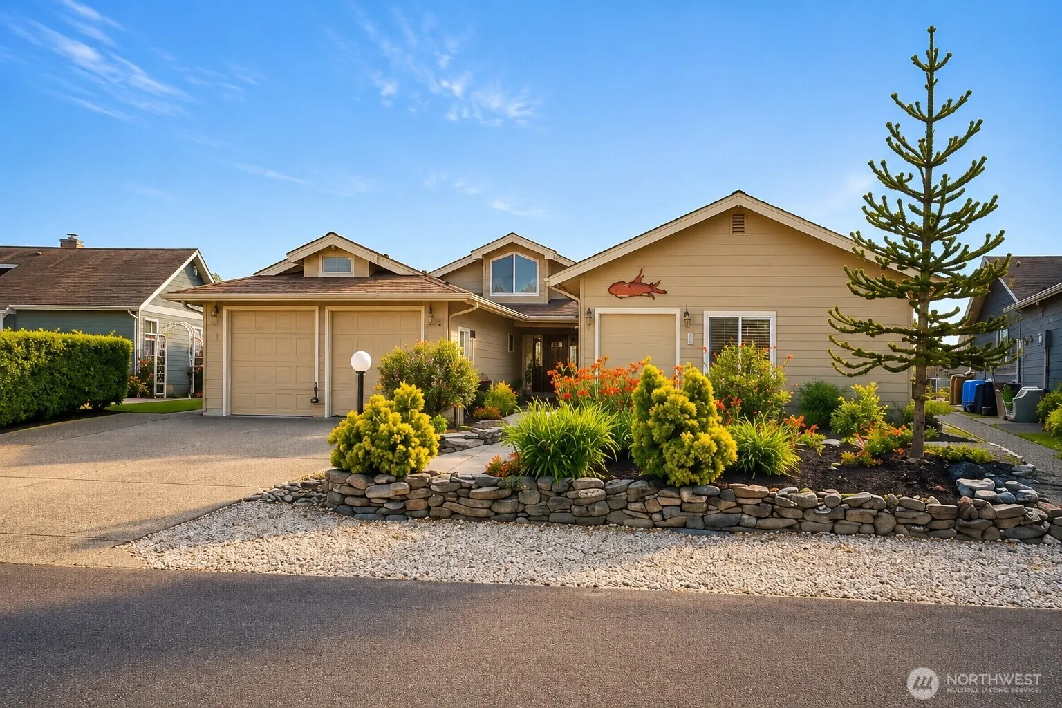 Property photo for 8227 Sehome Road, Blaine photo 3