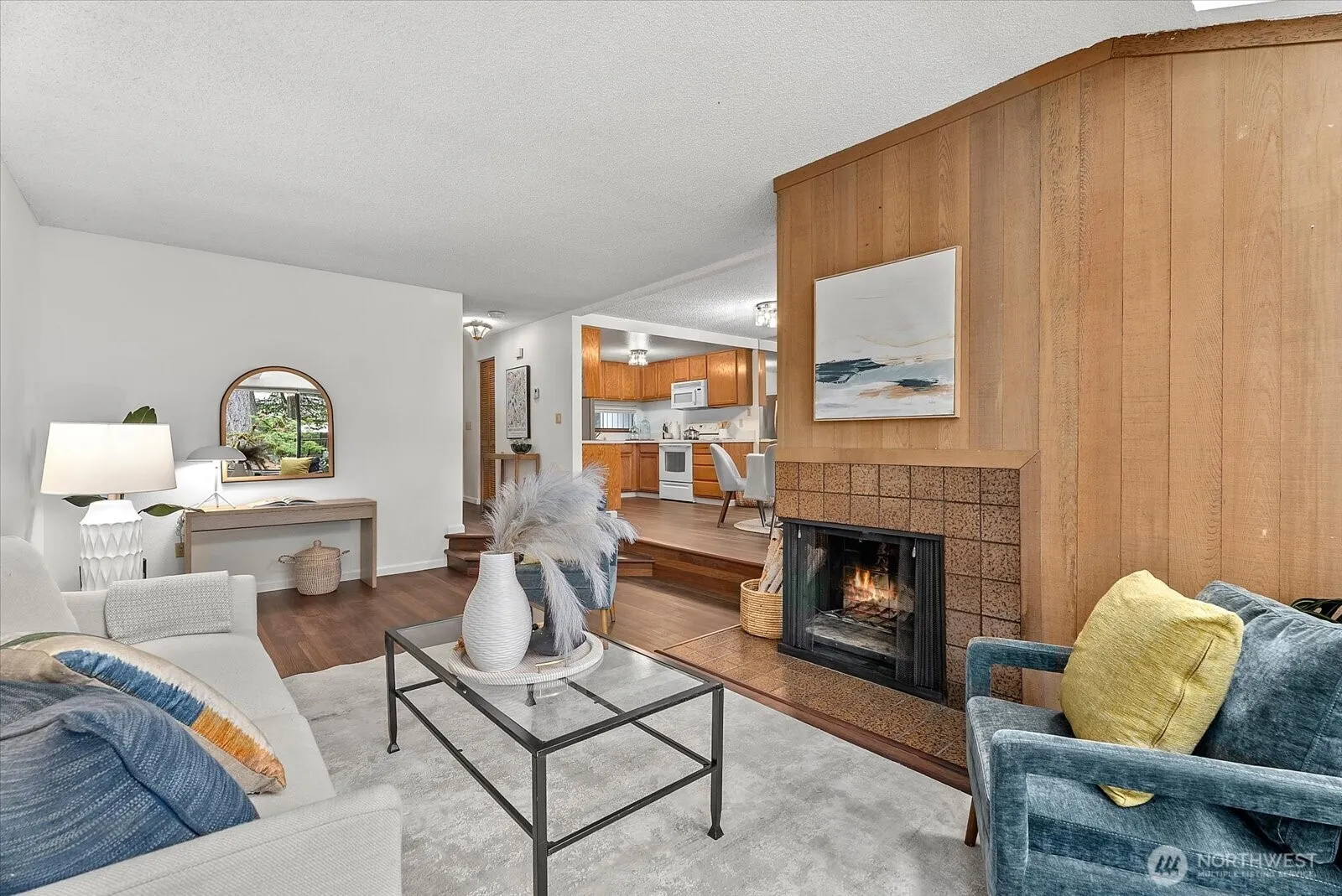 Property photo for 4005 145th Avenue Ne, Bellevue photo 4