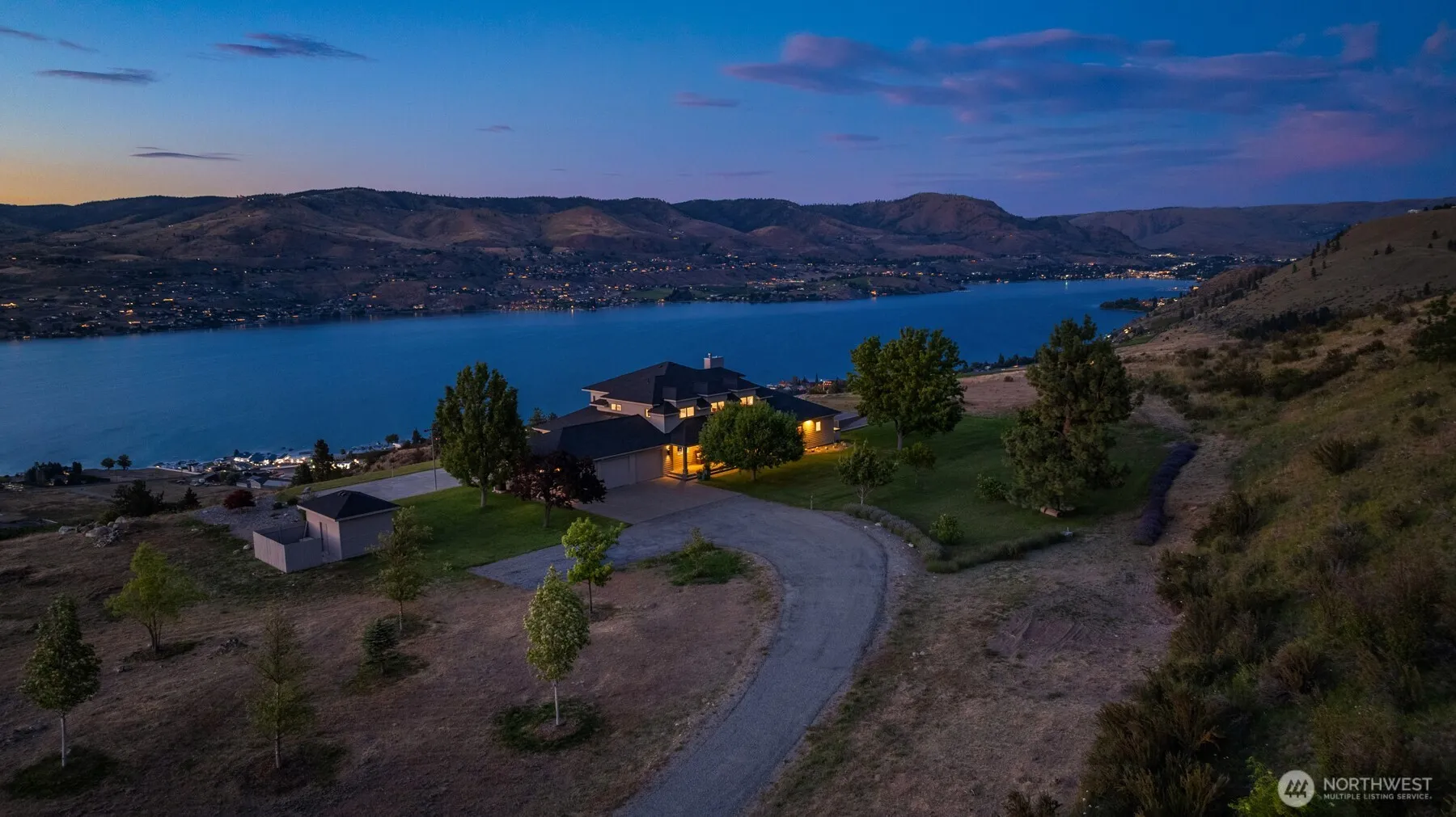 Property photo for 450 Hawks Meadow Road, Chelan photo 3