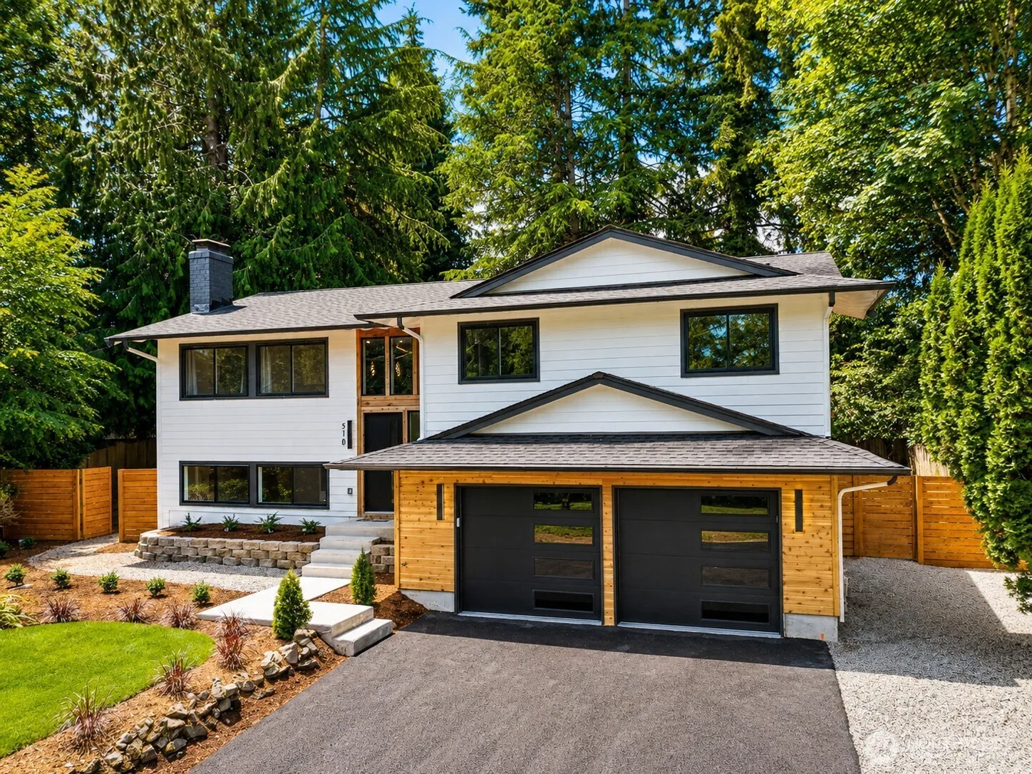 Property photo for 510 223rd St Street Sw, Bothell photo 2