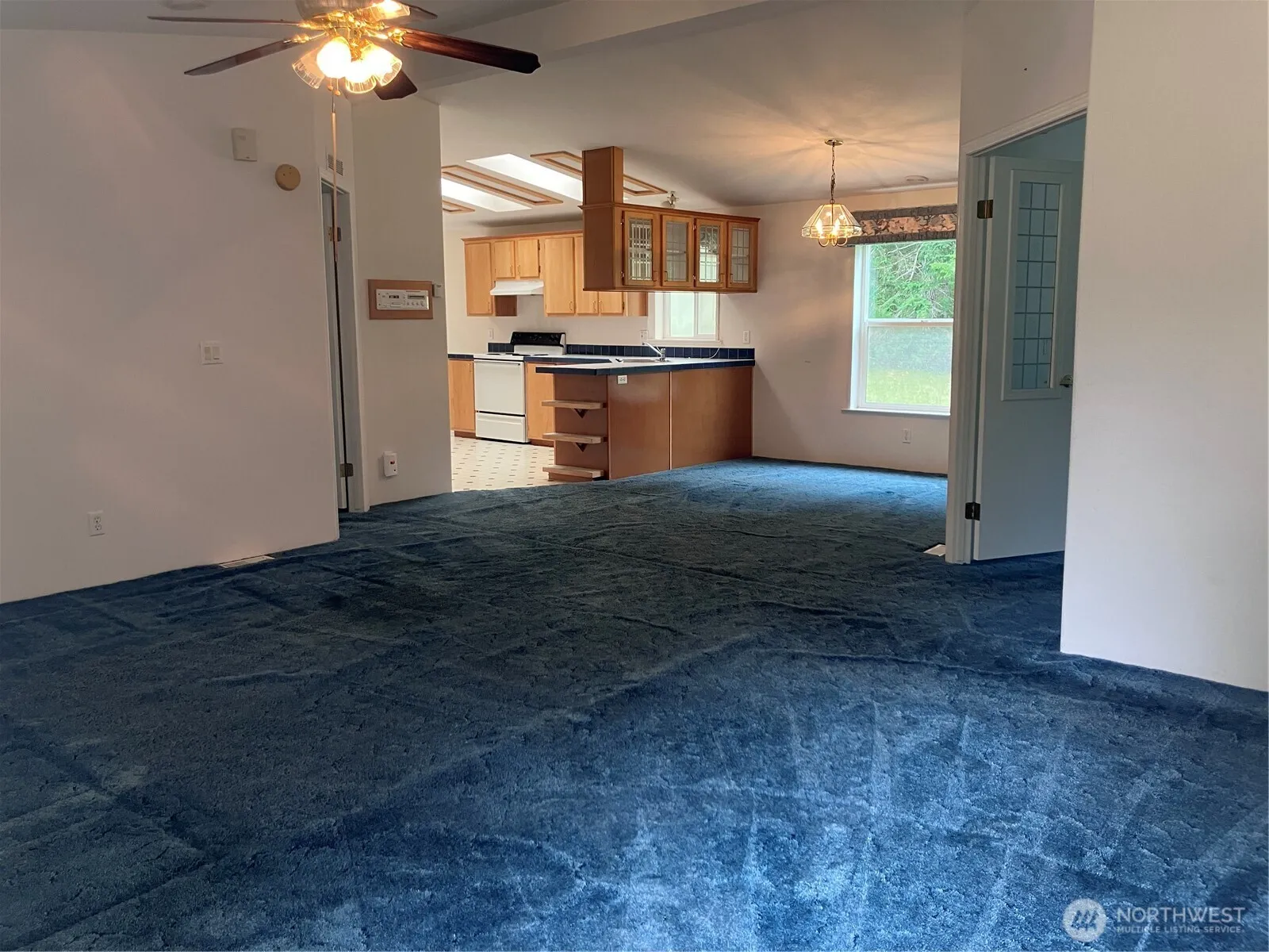 Property photo for 20 W Bridlewood Court, Shelton photo 4