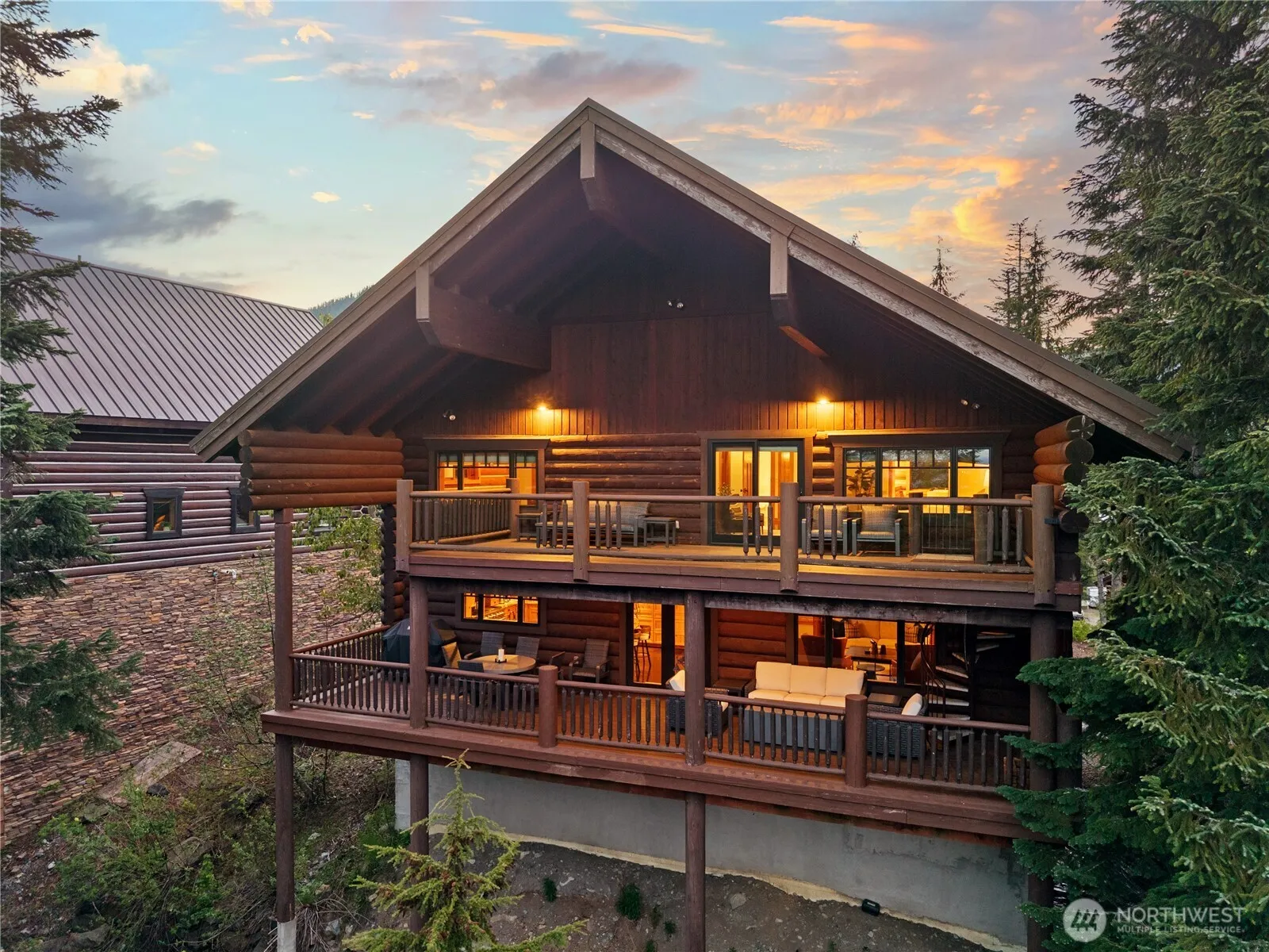 Property photo for 6 Summit Way, Snoqualmie Pass photo 5