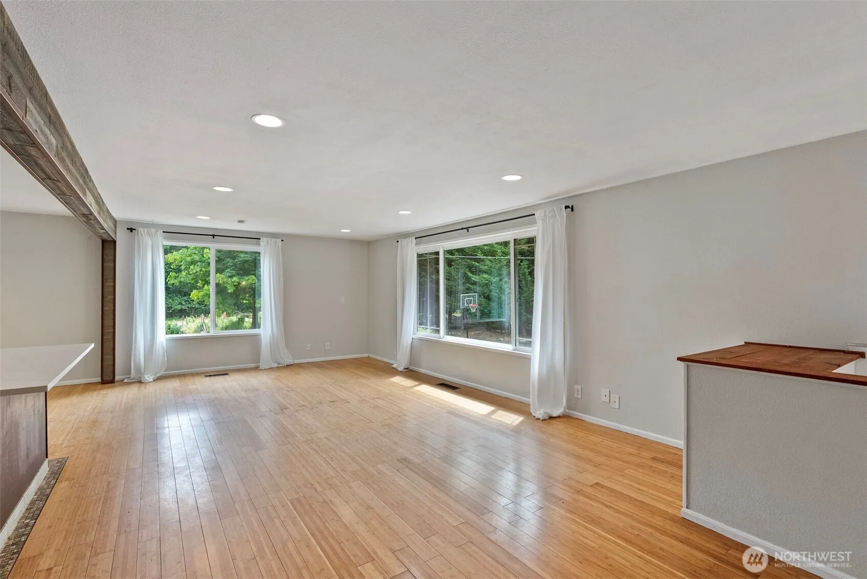 Property photo for 14005 51st Avenue E, Tacoma photo 5