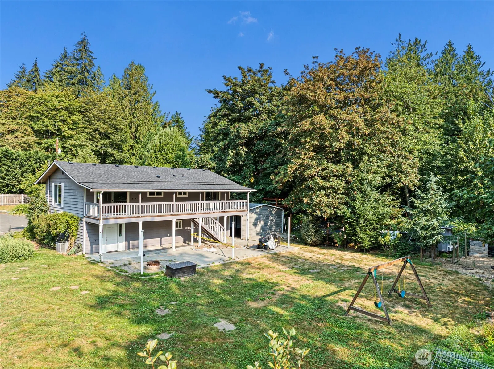 Property photo for 14005 51st Avenue E, Tacoma photo 2