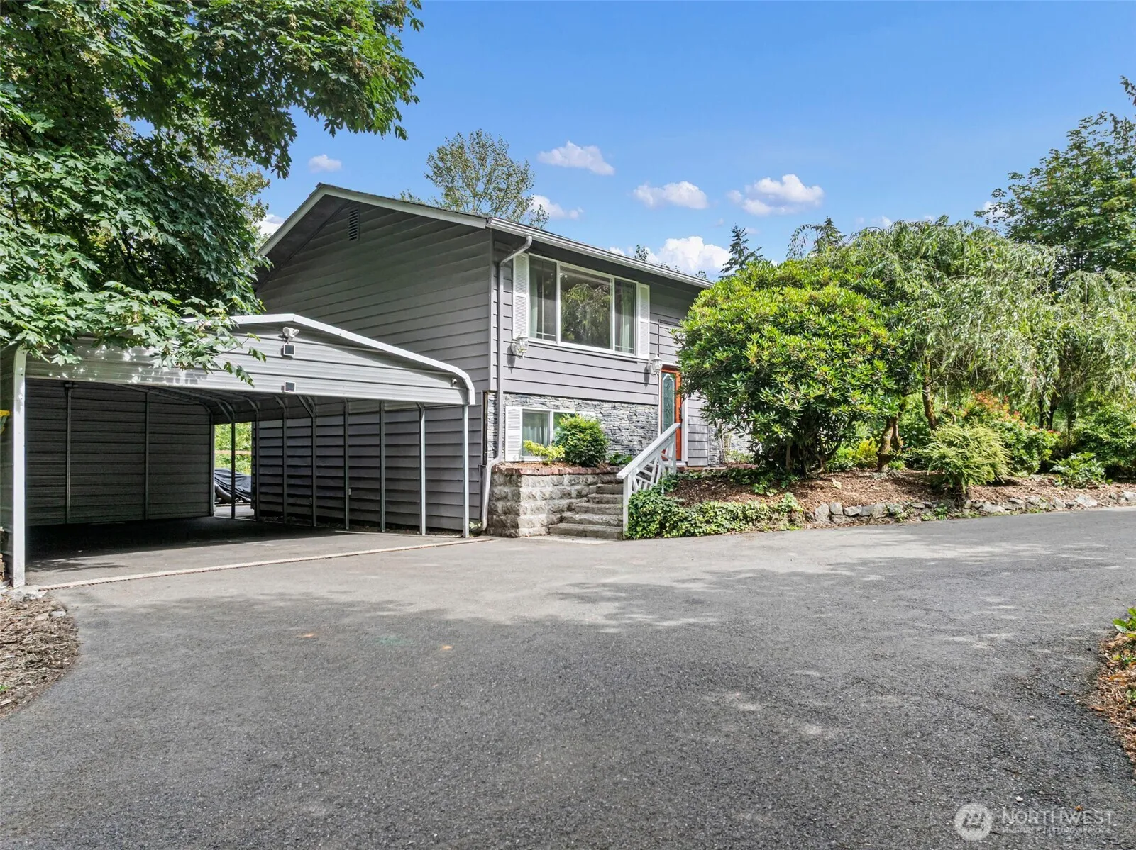 Property photo for 14005 51st Avenue E, Tacoma photo 5