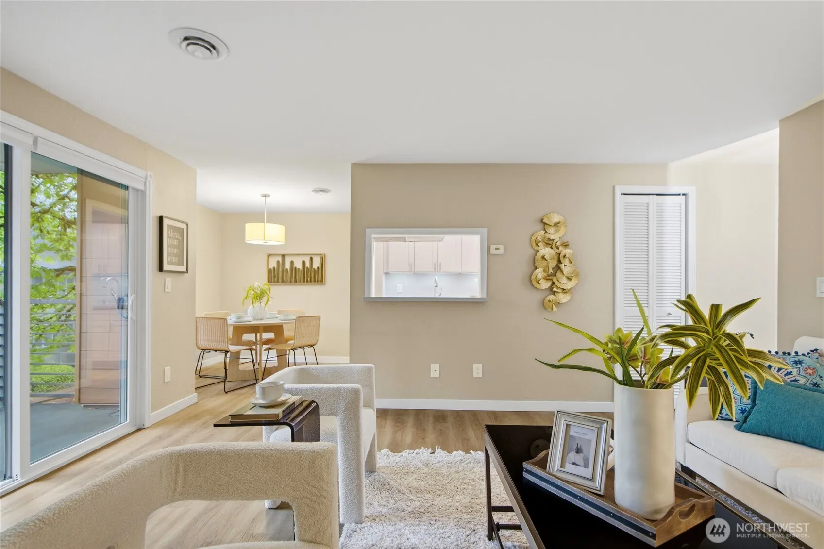 Property photo for 12219 Ne Bel Red Road #d202, Bellevue photo 5