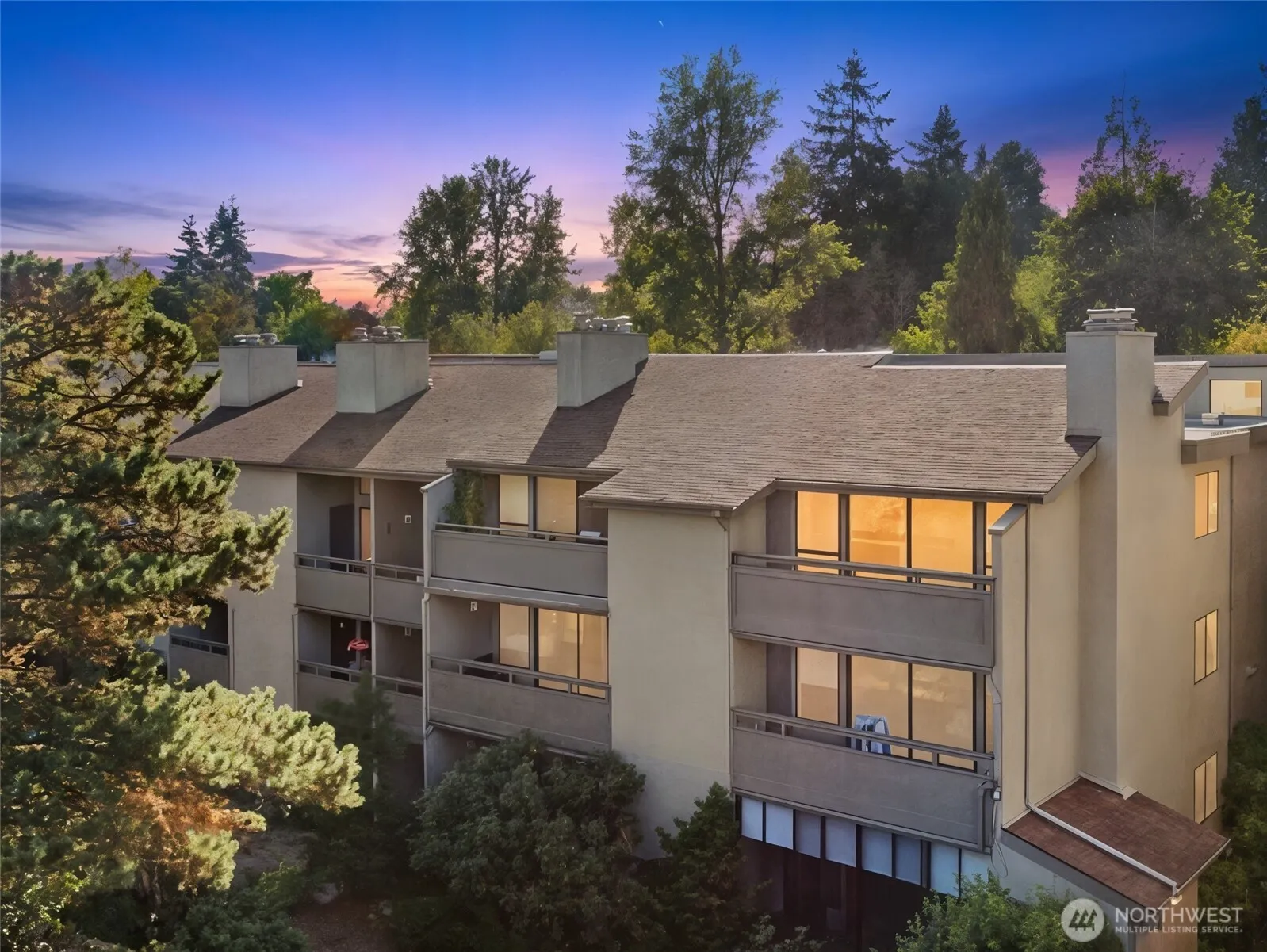 Property photo for 6652 Parkpoint Way Ne #d-311, Seattle photo 2